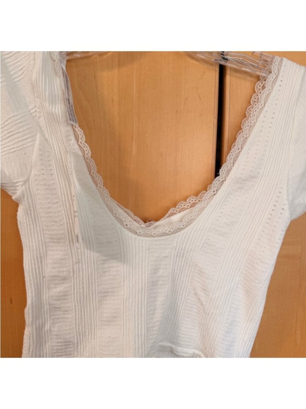 White Lace Trim Ribbed Crop Top - Picture 2 of 2
